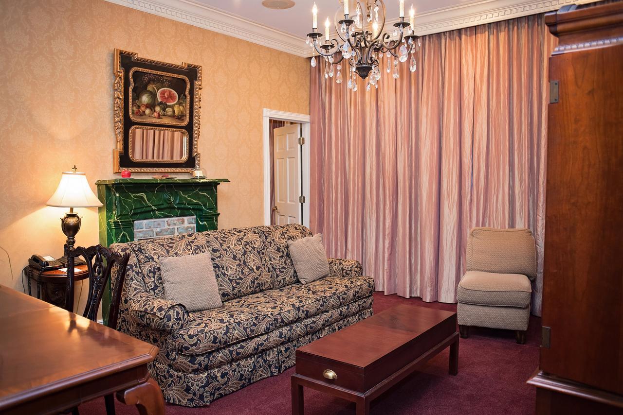 Quarter House Suites Новый Орлеан Экстерьер фото