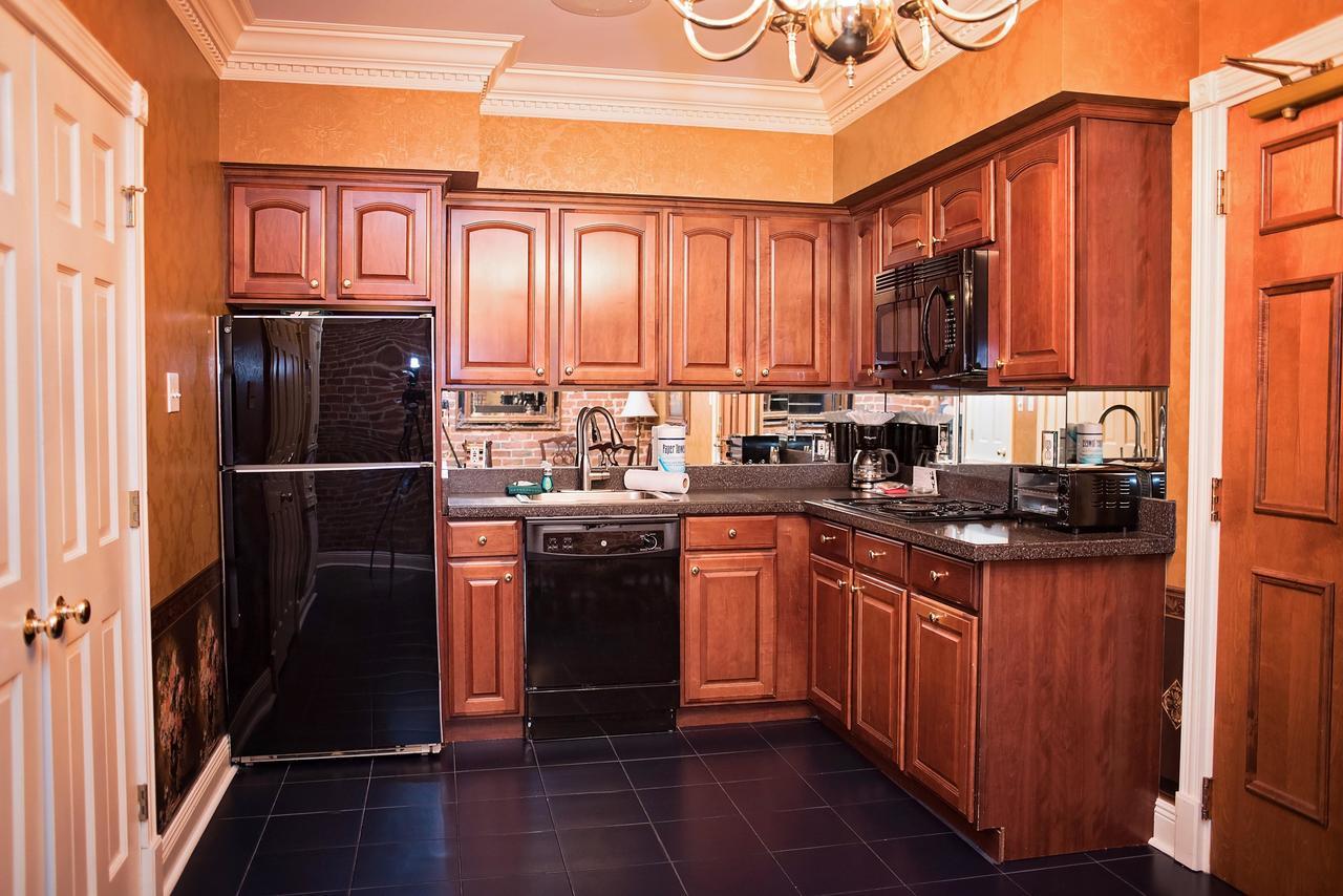 Quarter House Suites Новый Орлеан Экстерьер фото