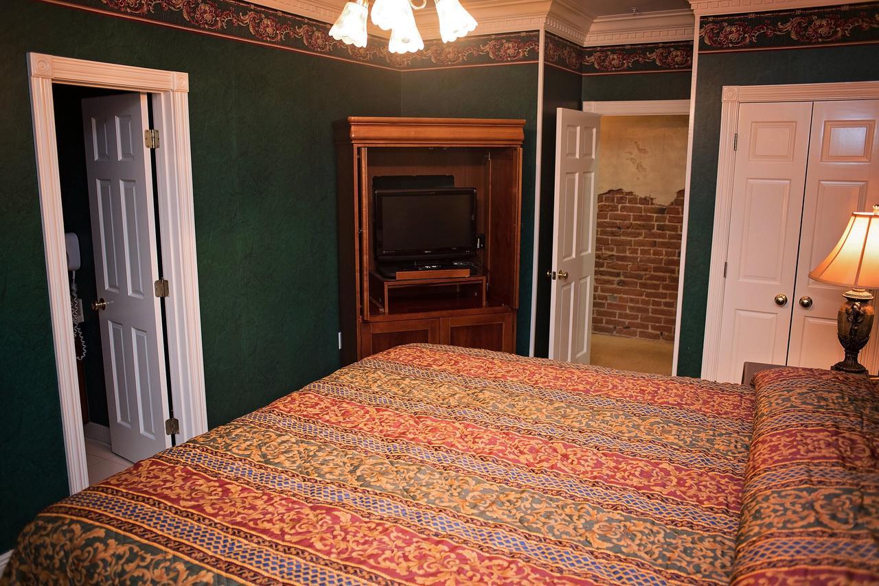 Quarter House Suites Новый Орлеан Экстерьер фото