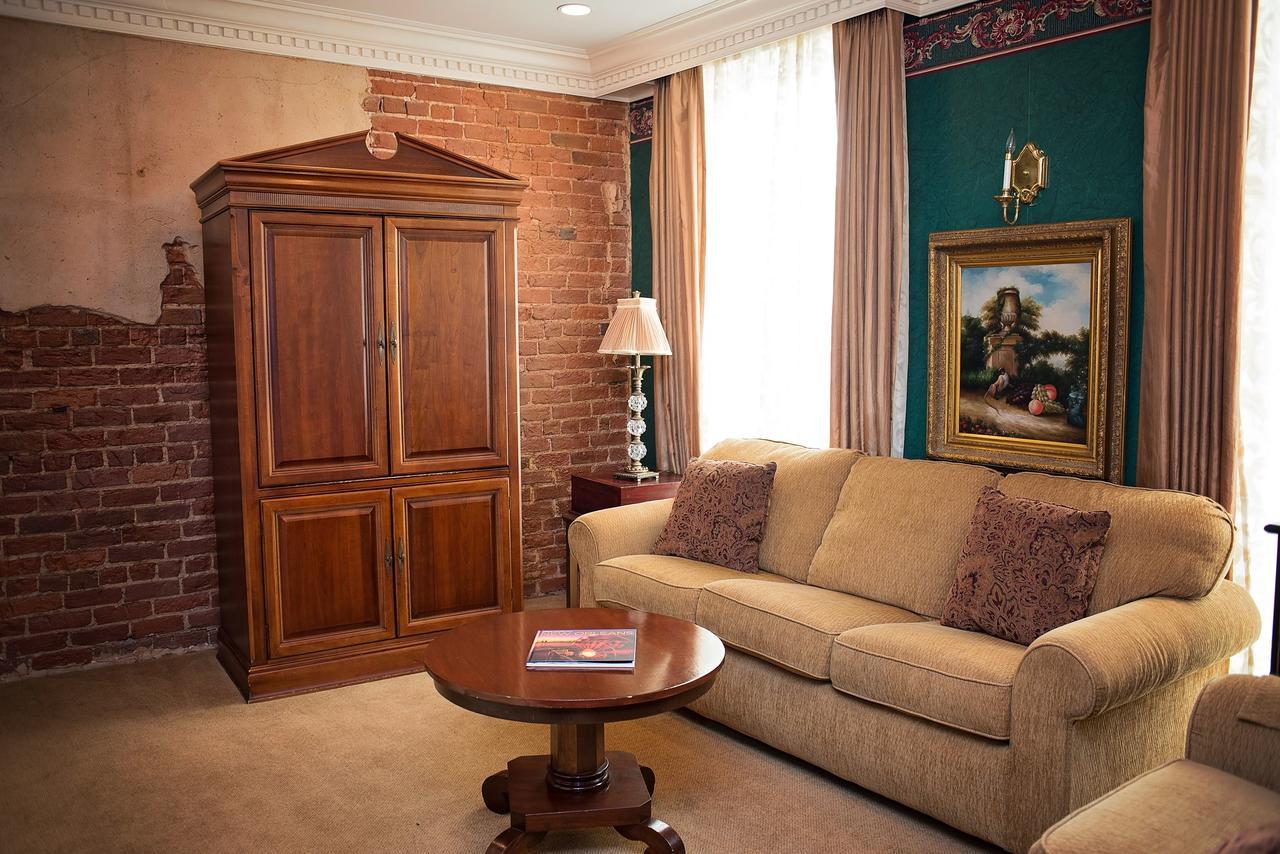 Quarter House Suites Новый Орлеан Экстерьер фото